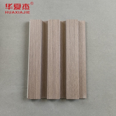 Panneau de mur en bois du grain WPC pour la décoration de mur d'intérieur/extérieure