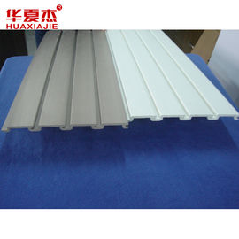 Bon prix Le stockage Slatwall de garage de matière plastique de Lowes lambrisse la combinaison Slatwall en ligne