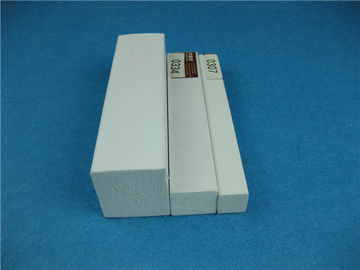 Bon prix L'extrusion adaptée aux besoins du client environnementale de PVC de rectangle profile le bas entretien en ligne
