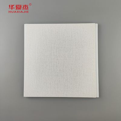 Bon prix Ventes d'usine Panneaux muraux intérieurs en PVC Textures brutes laminées de lin en PVC Plafond résistant à l'humidité Matériau de construction en ligne