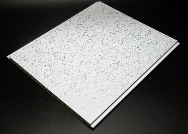 Bon prix Panneaux de mur ignifuges de PVC/panneaux mur imperméables de bande pour industriel en ligne