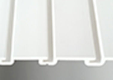 Bon prix Panneaux de mur de lamelle de panneaux de maçonnage de lamelle de stockage de PVC pour l'affichage à la maison en ligne