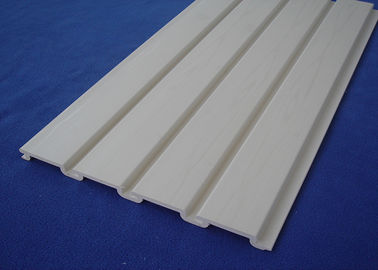 Bon prix Panneaux durables gris de Slatwall de preuve de l'eau de panneaux de mur de garage en ligne