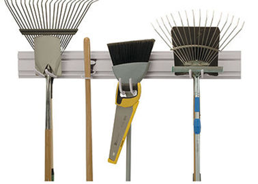 Bon prix Panneaux de mur de garage de Taupe de GV de la CE/panneaux de Slatwall pour l'article de sport en ligne