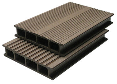 Bon prix Le Decking composé anti-corrosif de WPC pour le café cannelle le Decking de WPC en ligne