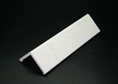 Bon prix L'extrusion intérieure durable de vinyle profile PVC L feuille d'ODM d'OEM de forme en ligne