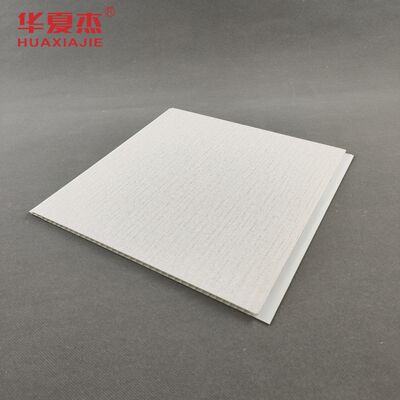 Bon prix Panneaux muraux en PVC haut de gamme avec finition en grains de bois estampillés à chaud - facile à installer et longueur personnalisable en ligne