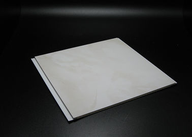 Bon prix le plafond de PVC de nid d'abeilles de 250mm couvre de tuiles le plastique décoratif pour la salle de bains en ligne