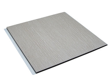 Bon prix Panneau de plafond de estampillage chaud intégré résidentiel de revêtement en plastique de mur en ligne