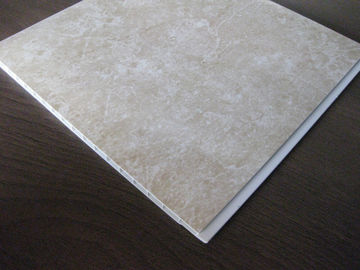 Bon prix Plat de mur en plastique anti-mites de panneaux de plafond de PVC ambiant en ligne